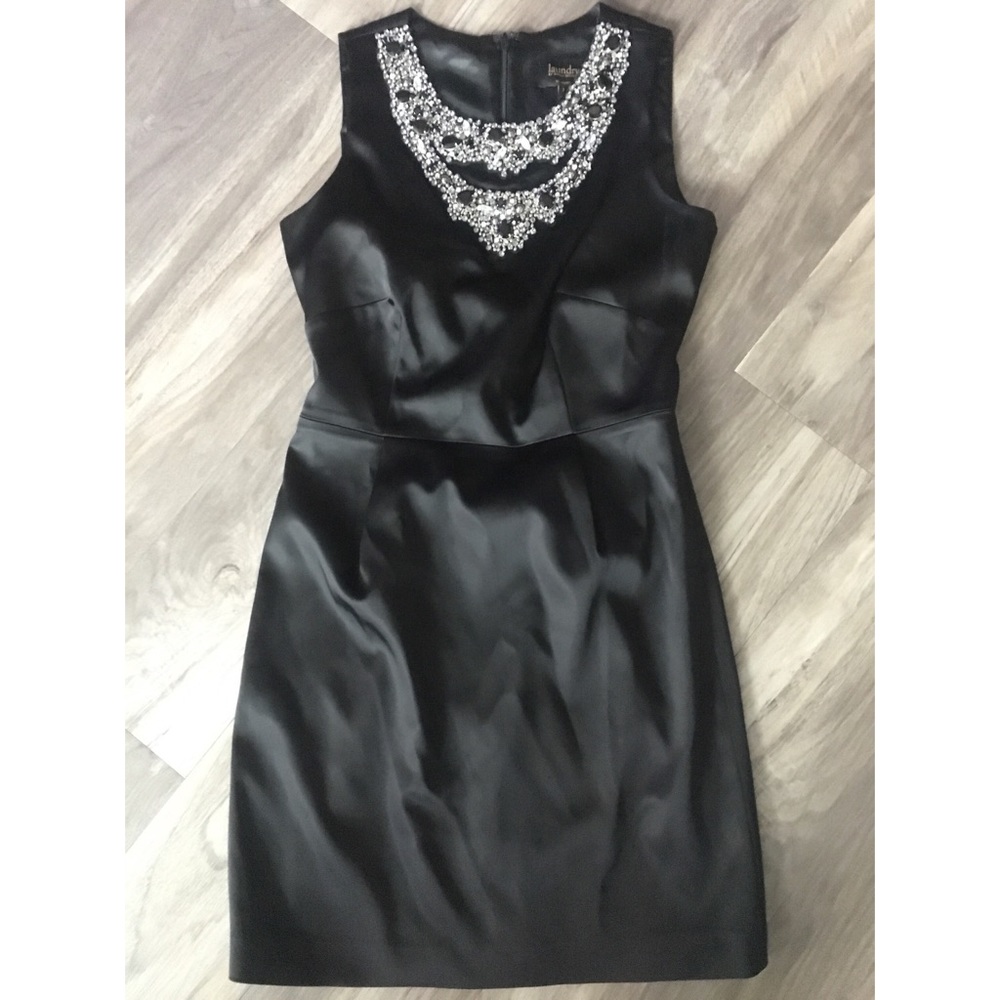 Laundry by Shelli Segal dress